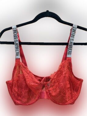 Victoria’s Secret Very Sexy Red Lace Bra with Rhinestone Straps, size 36DDD NWOT